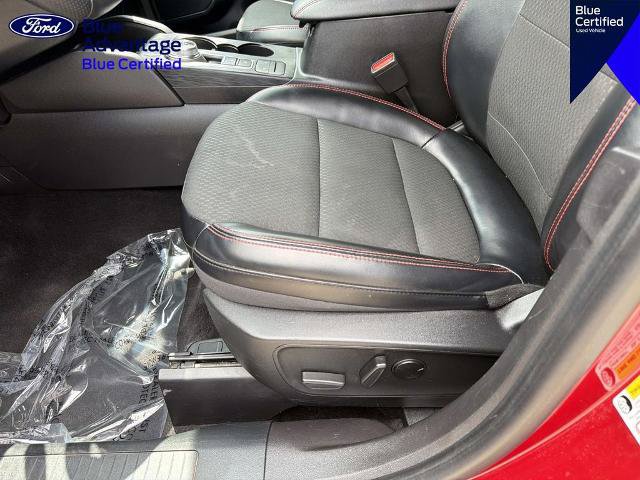 Certified 2023 Ford Escape ST-Line AWD/4WD image 17