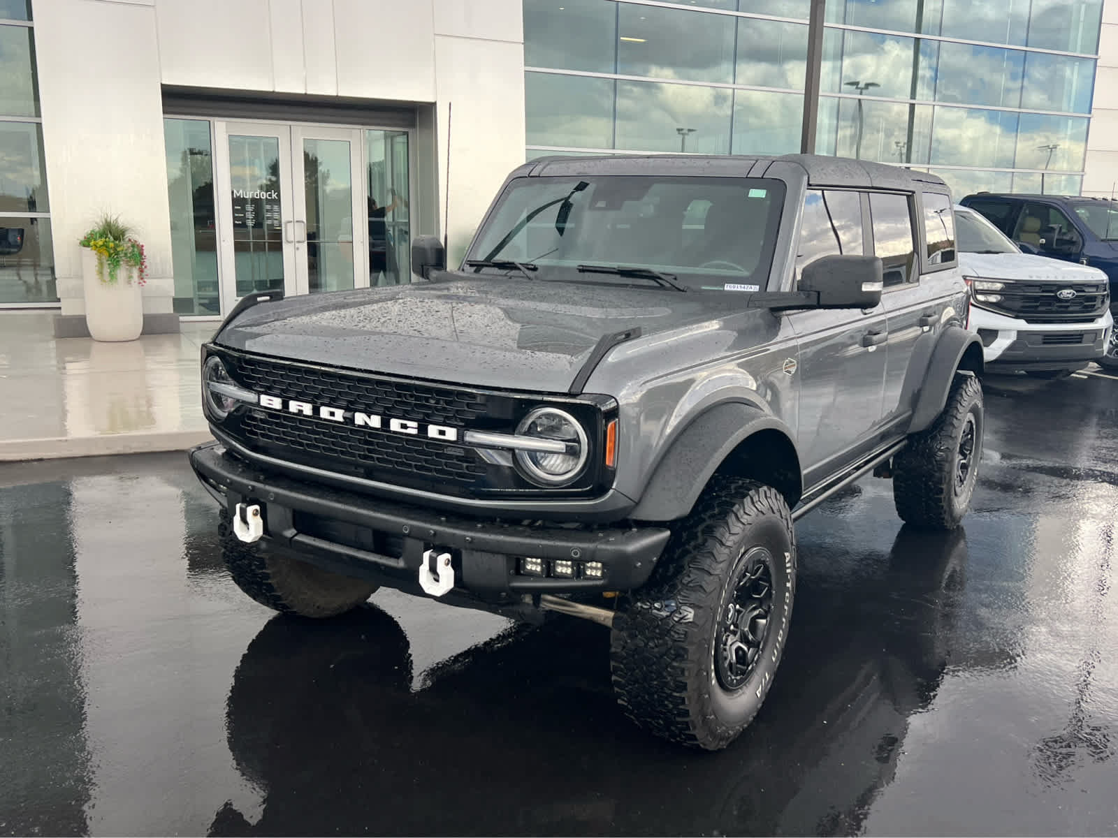 Certified 2022 Ford Bronco Wildtrak AWD/4WD image 2