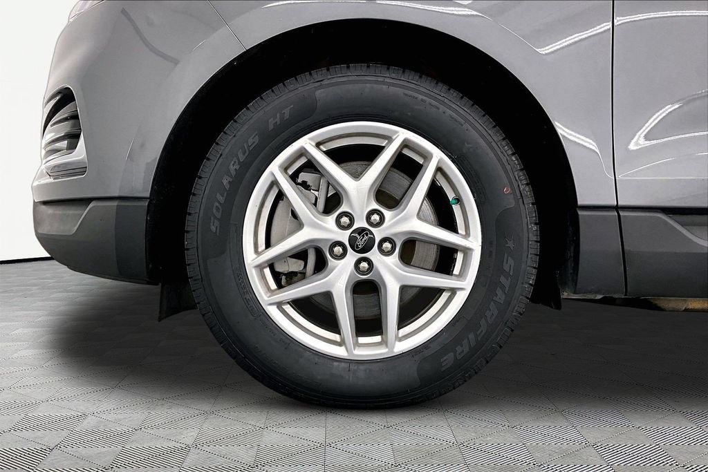 Certified 2024 Ford Edge SEL AWD/4WD image 9