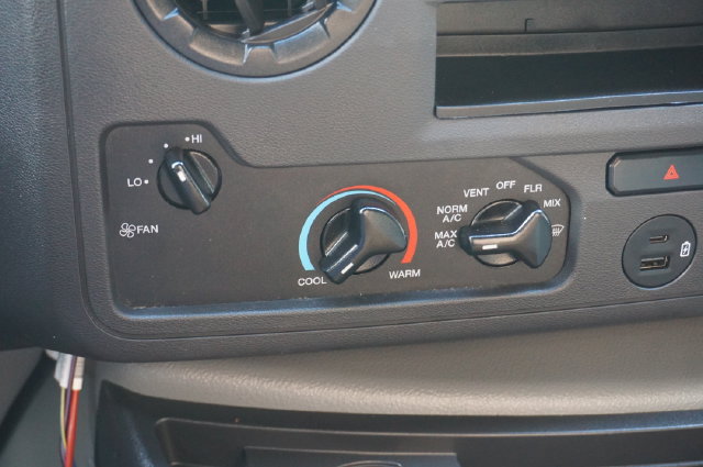 Certified 2024 Ford E-350 and Econoline 350 Super Duty w/ Power Windows & Locks Group RWD image 36