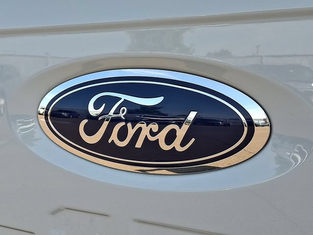 Certified 2023 Ford F150 Lariat w/ Max Trailer Tow Package AWD/4WD image 30