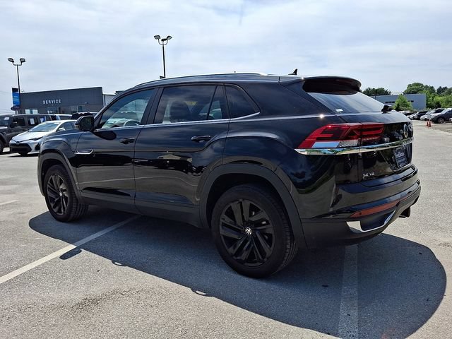 Used 2023 Volkswagen Atlas Cross Sport SE AWD/4WD image 7