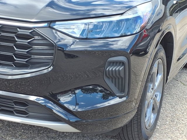 Certified 2024 Ford Escape ST-Line w/ Tech Pack #1 AWD/4WD image 27