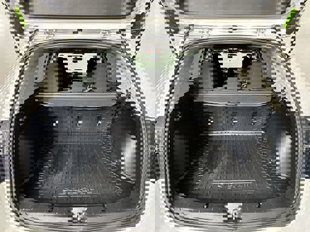 Used 2023 Subaru Impreza Premium image 19