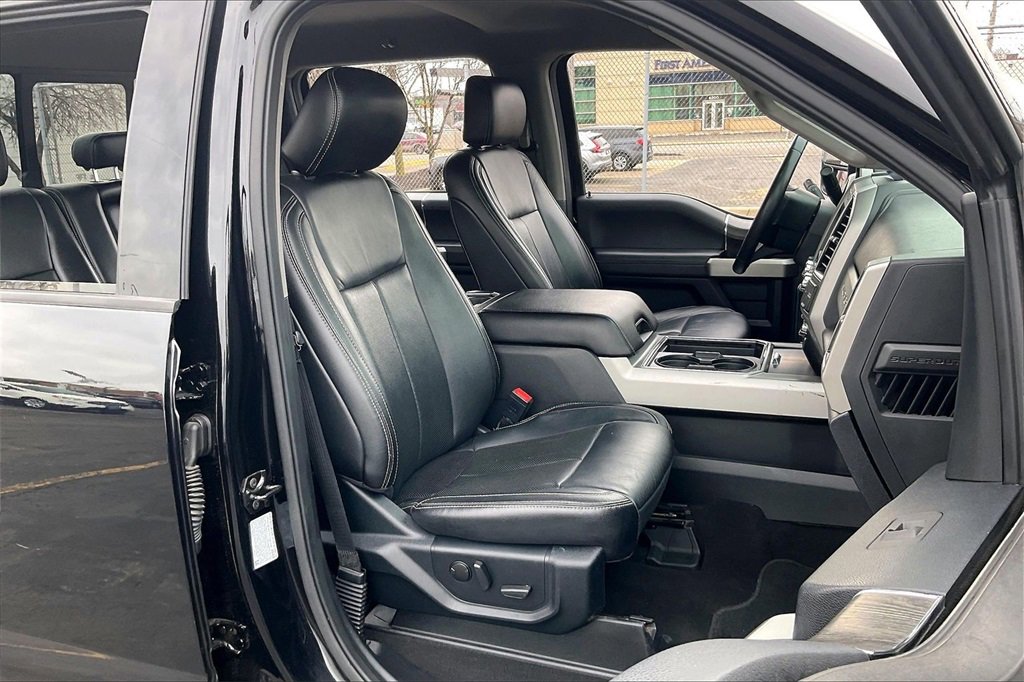 Certified 2020 Ford F350 Lariat w/ Lariat Ultimate Package image 6