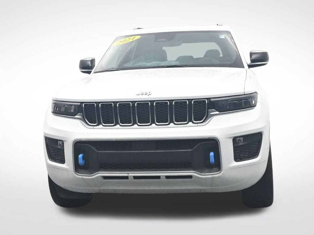 Used 2023 Jeep Grand Cherokee Overland AWD/4WD image 2