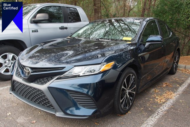 Used 2018 Toyota Camry SE image 1