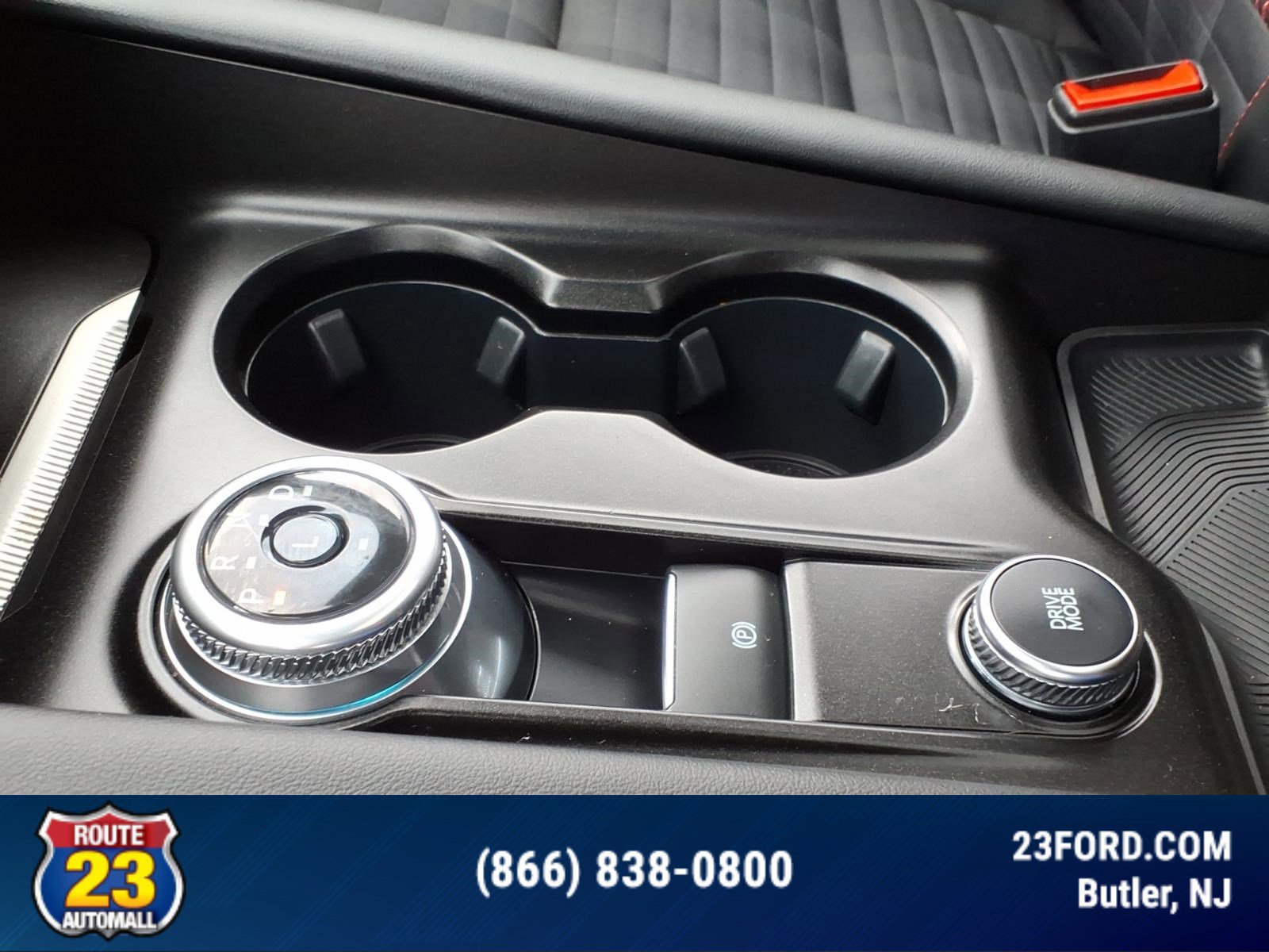 Certified 2025 Ford Explorer ST-Line w/ Premium Package AWD/4WD image 20