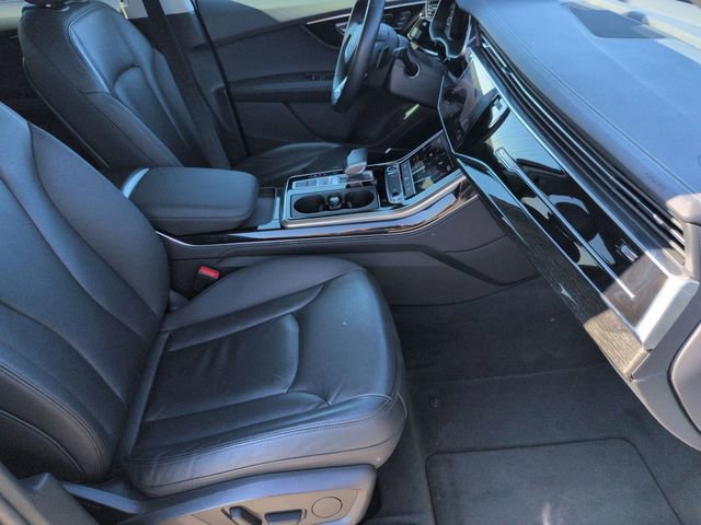 Used 2024 Audi Q7 3.0T Premium Plus AWD/4WD image 32