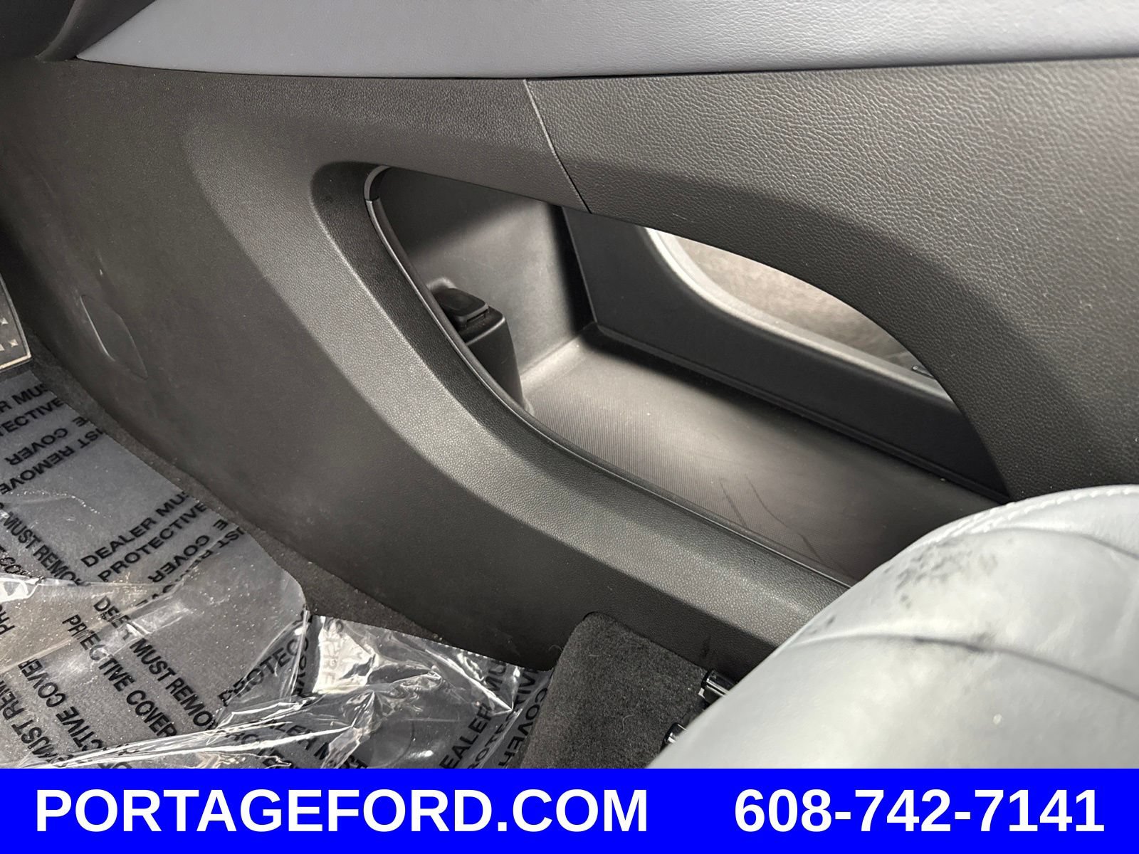 Used 2024 Buick Enclave Premium AWD/4WD image 18