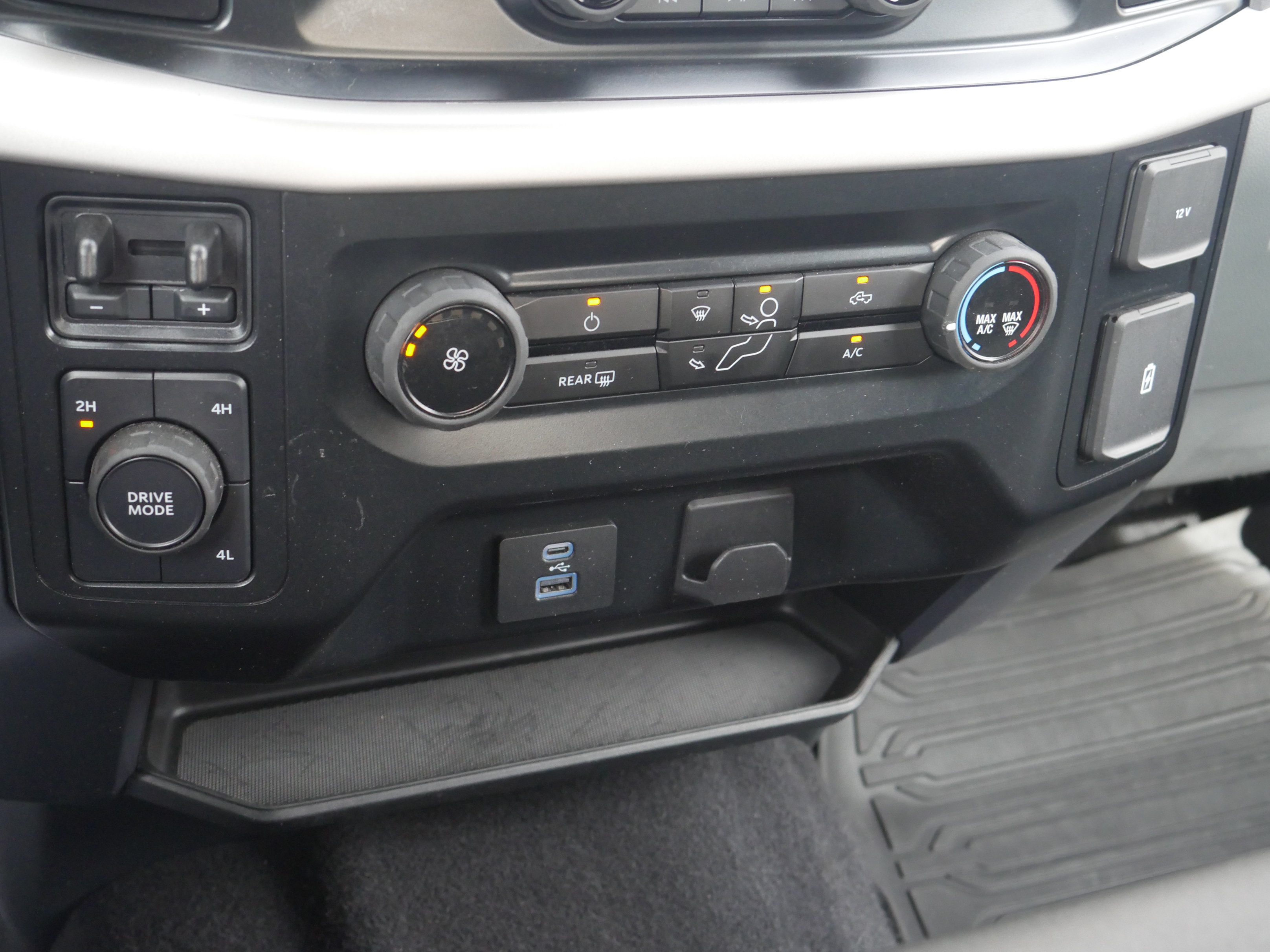 Certified 2023 Ford F150 XLT w/ XTR Package AWD/4WD image 13