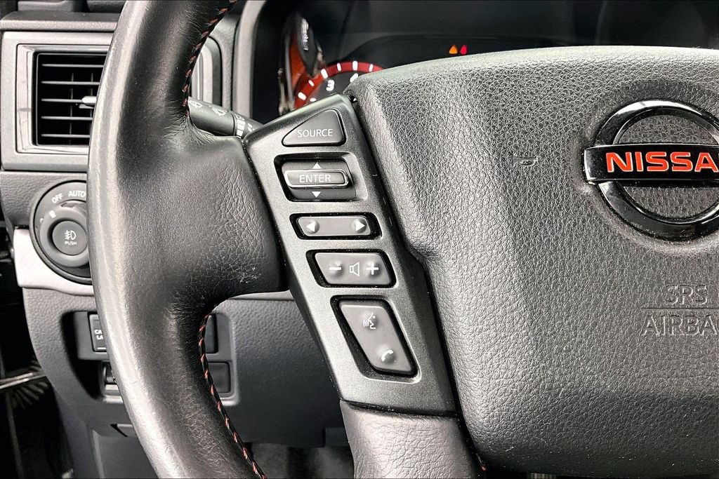 Used 2021 Nissan Titan PRO-4X w/ Pro-4x Convenience Package AWD/4WD image 19