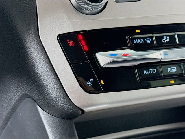 Certified 2022 Ford Explorer XLT w/ Equipment Group 202A image 19