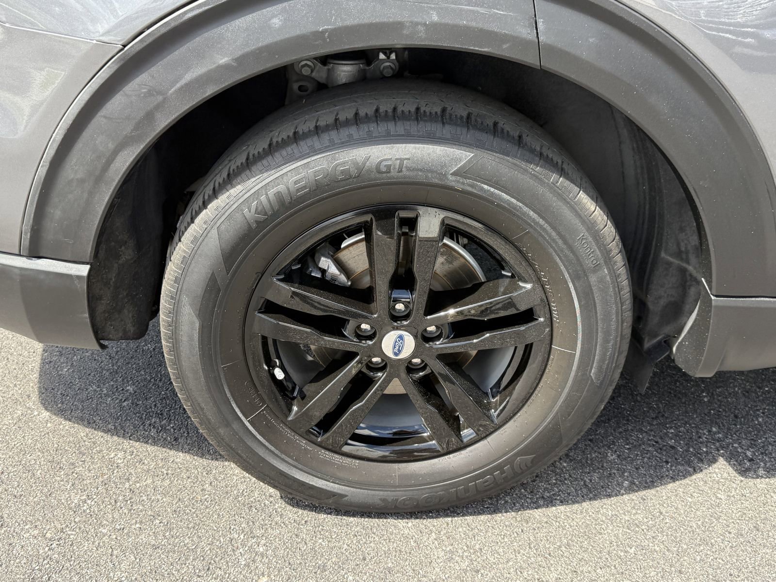 Certified 2023 Ford Explorer XLT RWD image 33