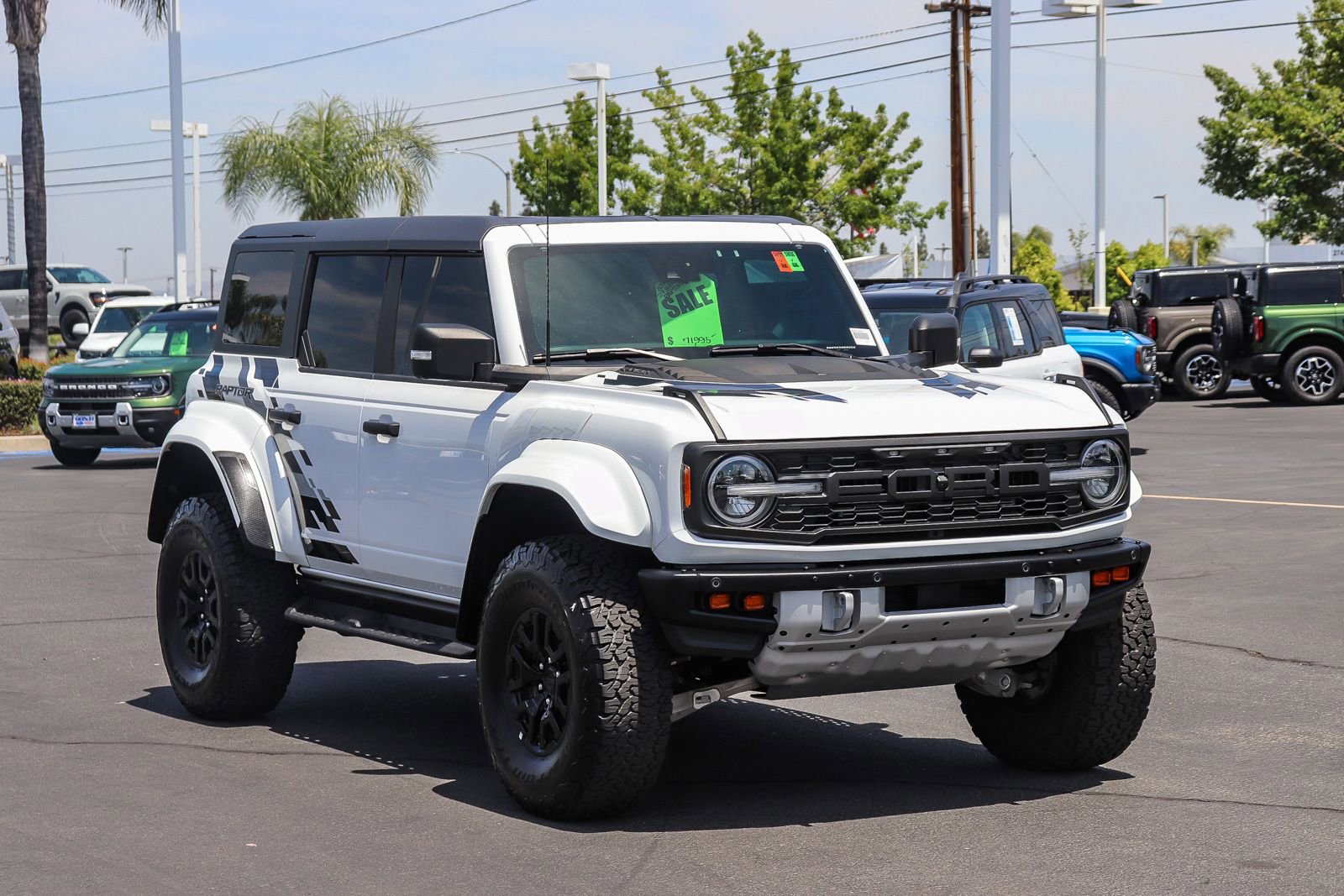 Certified 2024 Ford Bronco Raptor w/ Interior Carbon Fiber Pack 6 AWD/4WD image 3