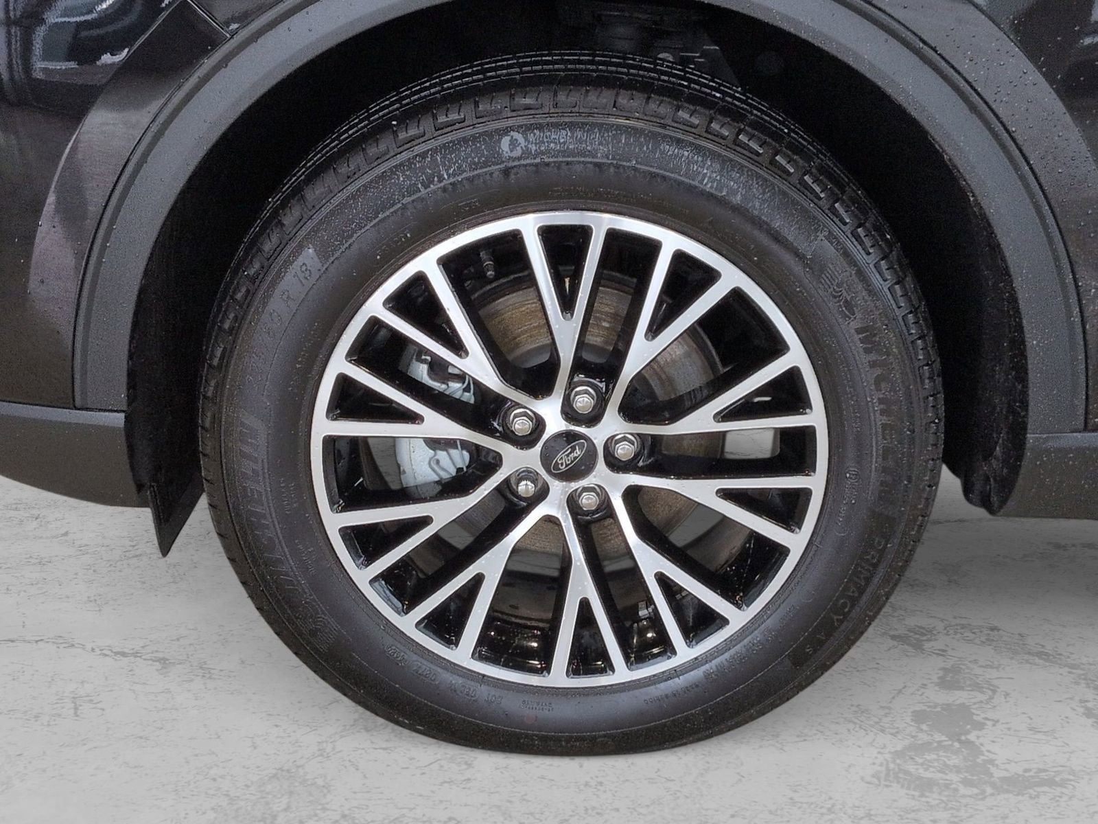 Certified 2025 Ford Escape SE image 16