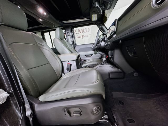 Used 2024 Jeep Wrangler High Altitude image 31