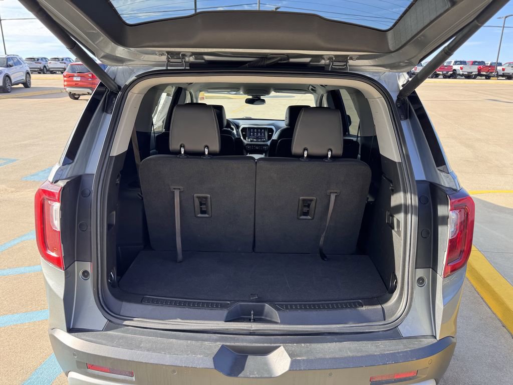 Used 2023 GMC Acadia SLT image 40