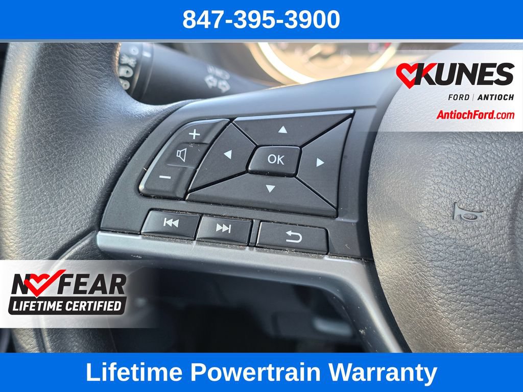 Used 2024 Nissan Sentra SV FWD image 32