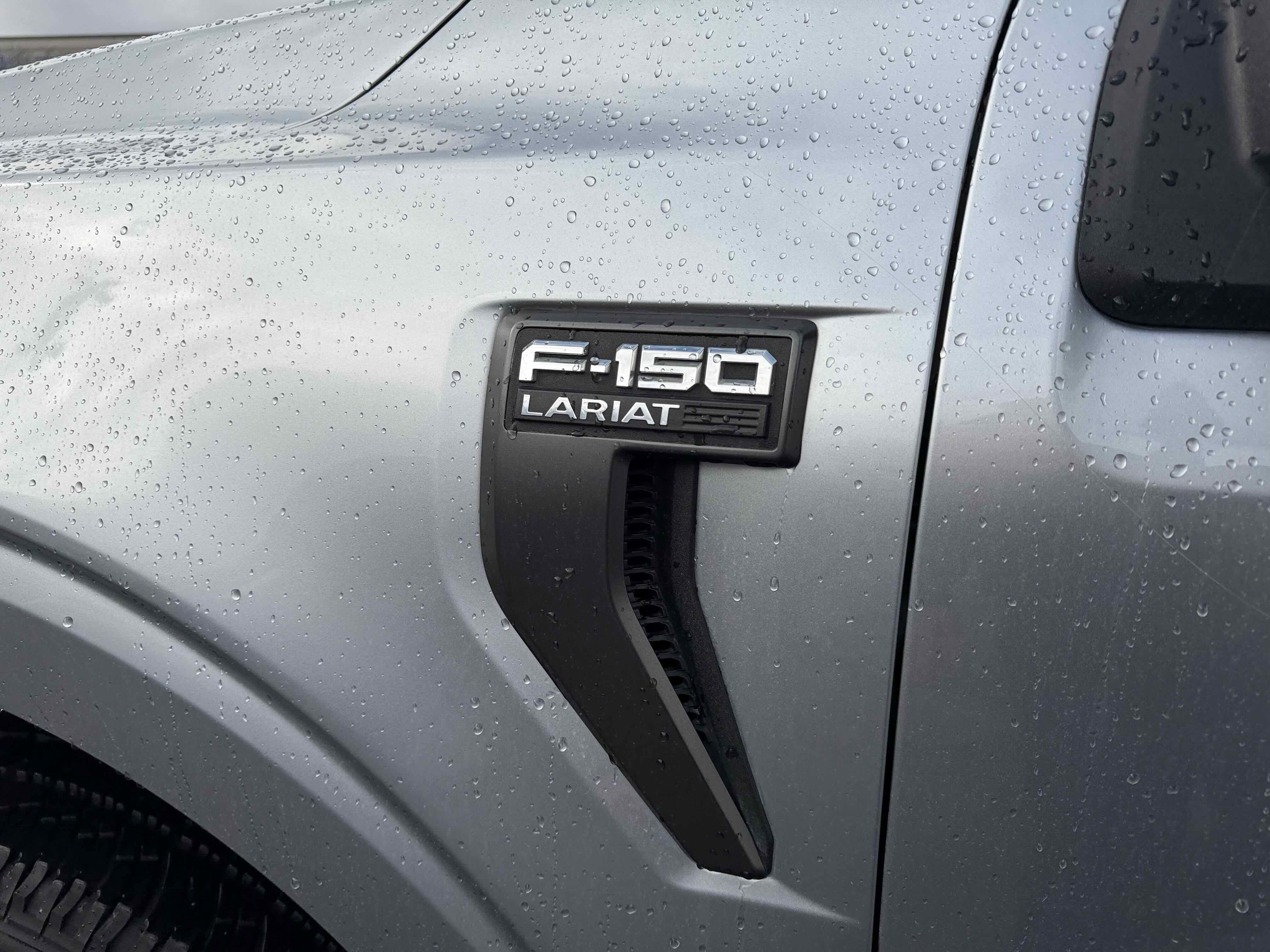 Certified 2022 Ford F150 Lariat w/ Equipment Group 502A High image 15