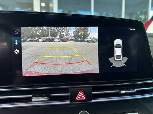 Used 2023 Hyundai Elantra Limited FWD image 20