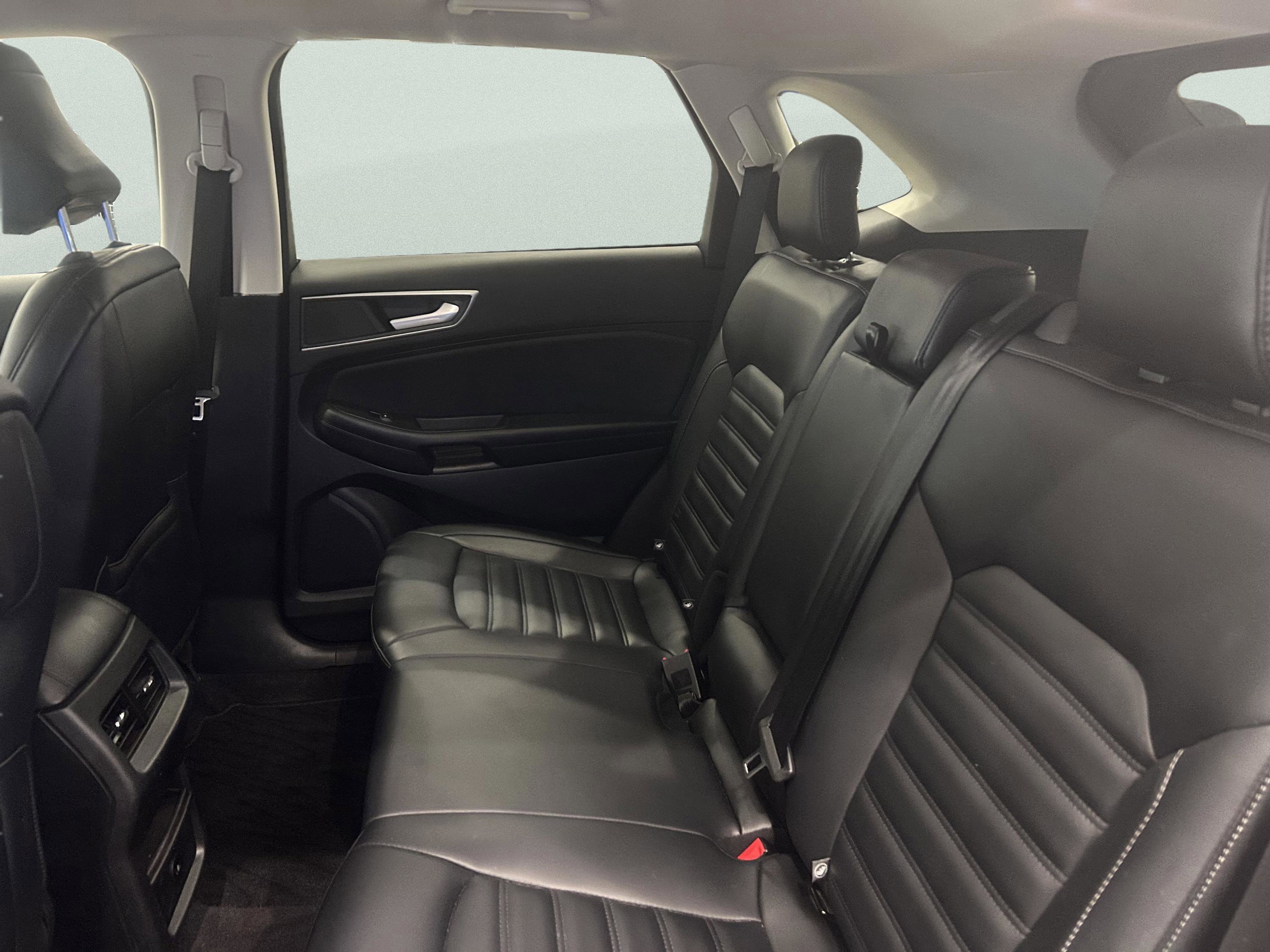 Certified 2024 Ford Edge SEL image 10