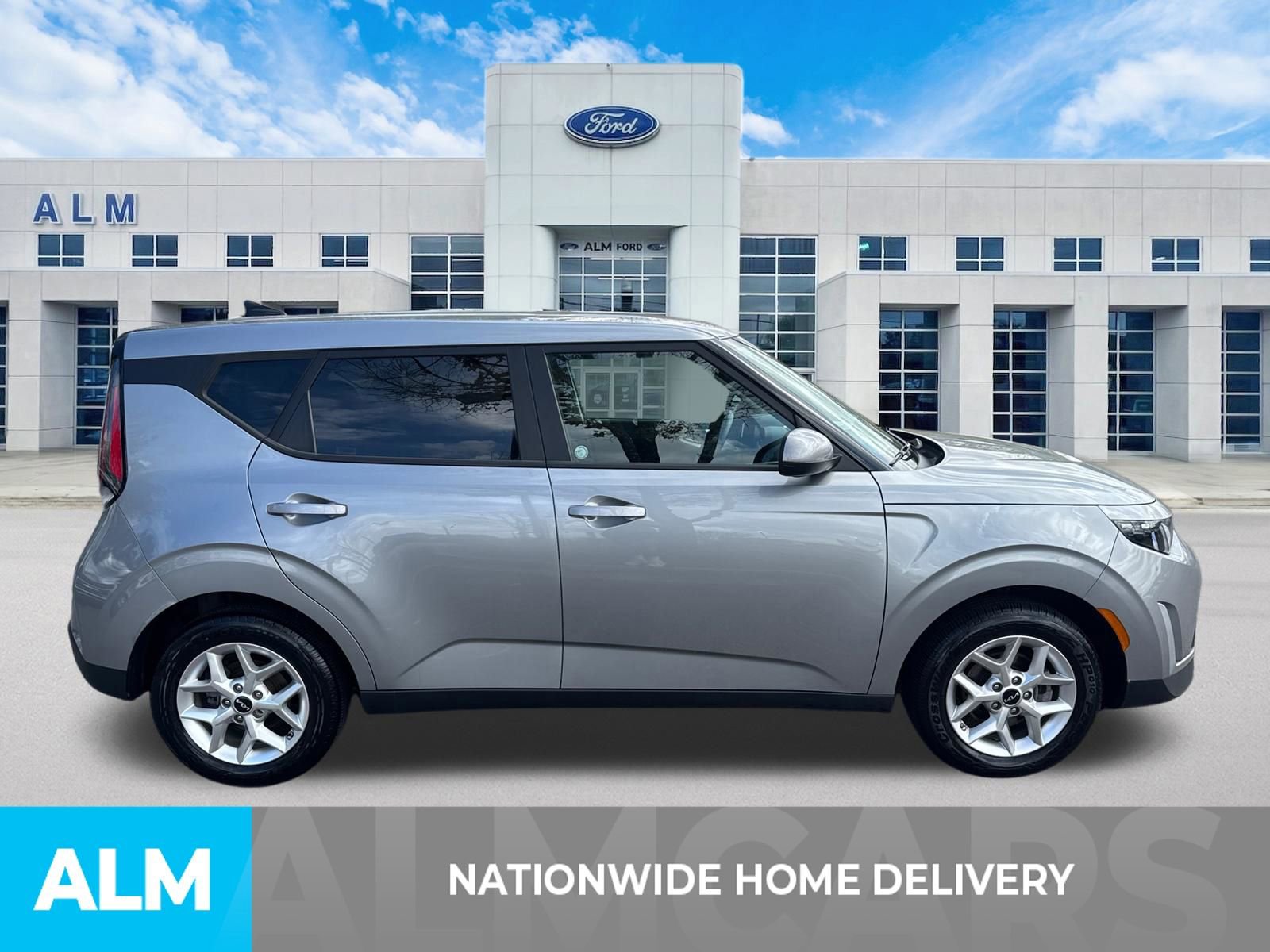 Used 2024 Kia Soul LX w/ Option Group 015 image 4