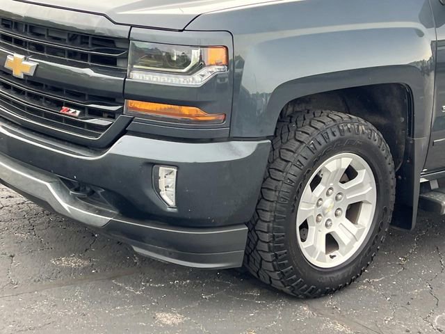 Used 2018 Chevrolet Silverado 1500 LT w/ All Star Edition AWD/4WD image 8