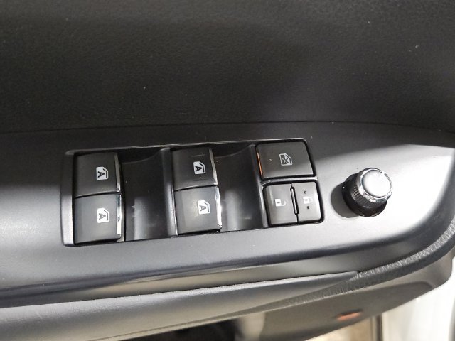 Used 2019 Toyota Highlander Limited AWD/4WD image 13