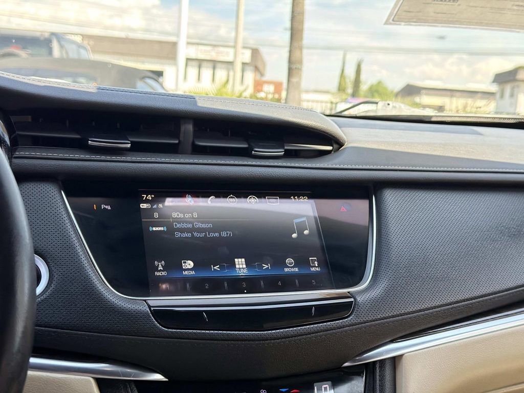 Used 2019 Cadillac XT5 FWD image 13
