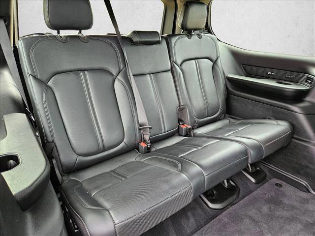 Used 2022 Jeep Wagoneer Series III w/ Premium Group I AWD/4WD image 22
