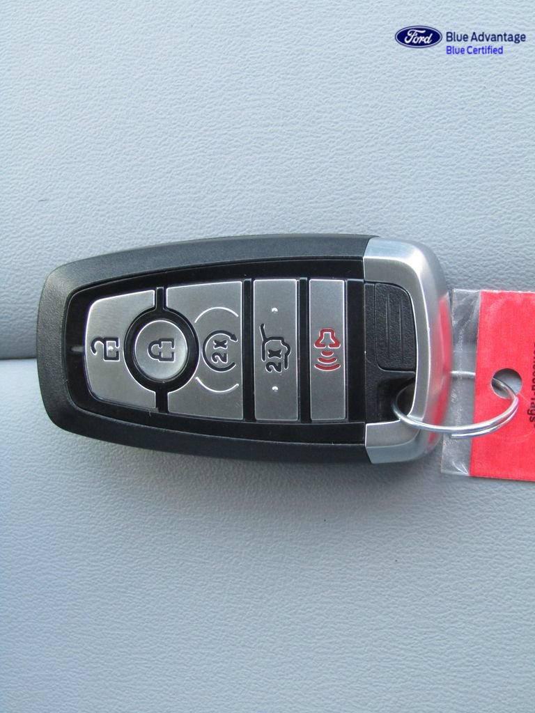 Certified 2024 Ford Explorer XLT w/ Equipment Group 202A AWD/4WD image 40