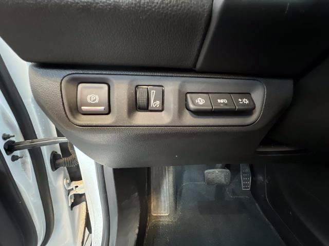 Used 2022 GMC Acadia AT4 AWD/4WD image 25