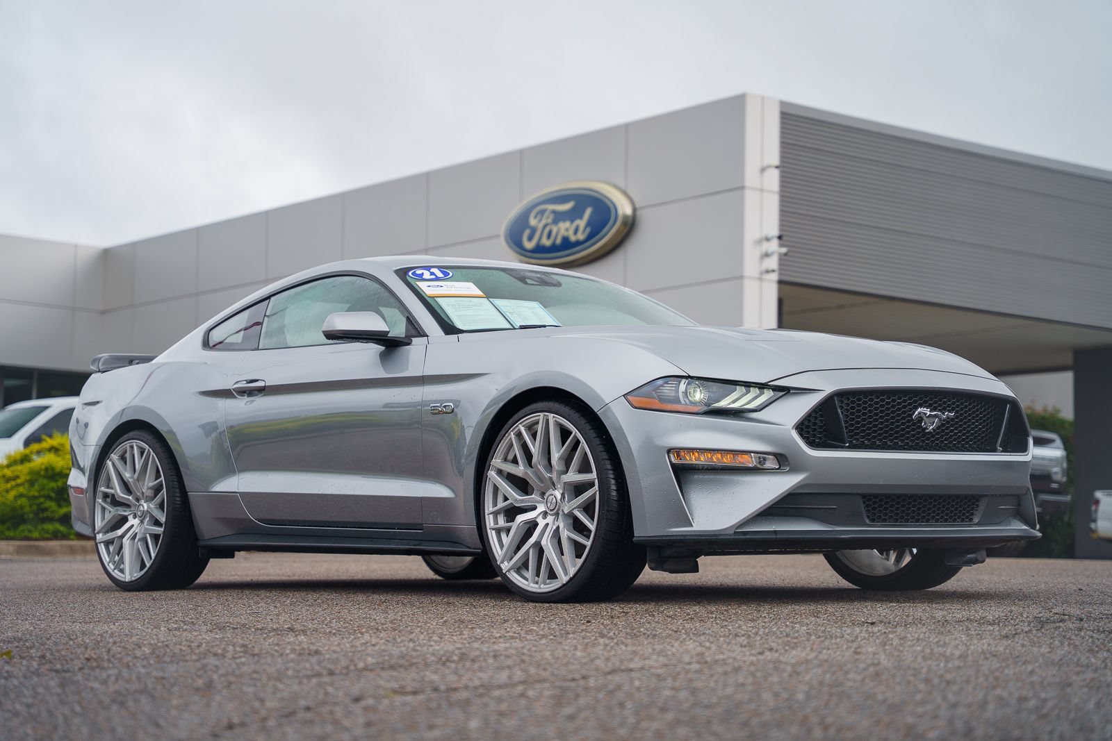 Certified 2021 Ford Mustang GT RWD image 2