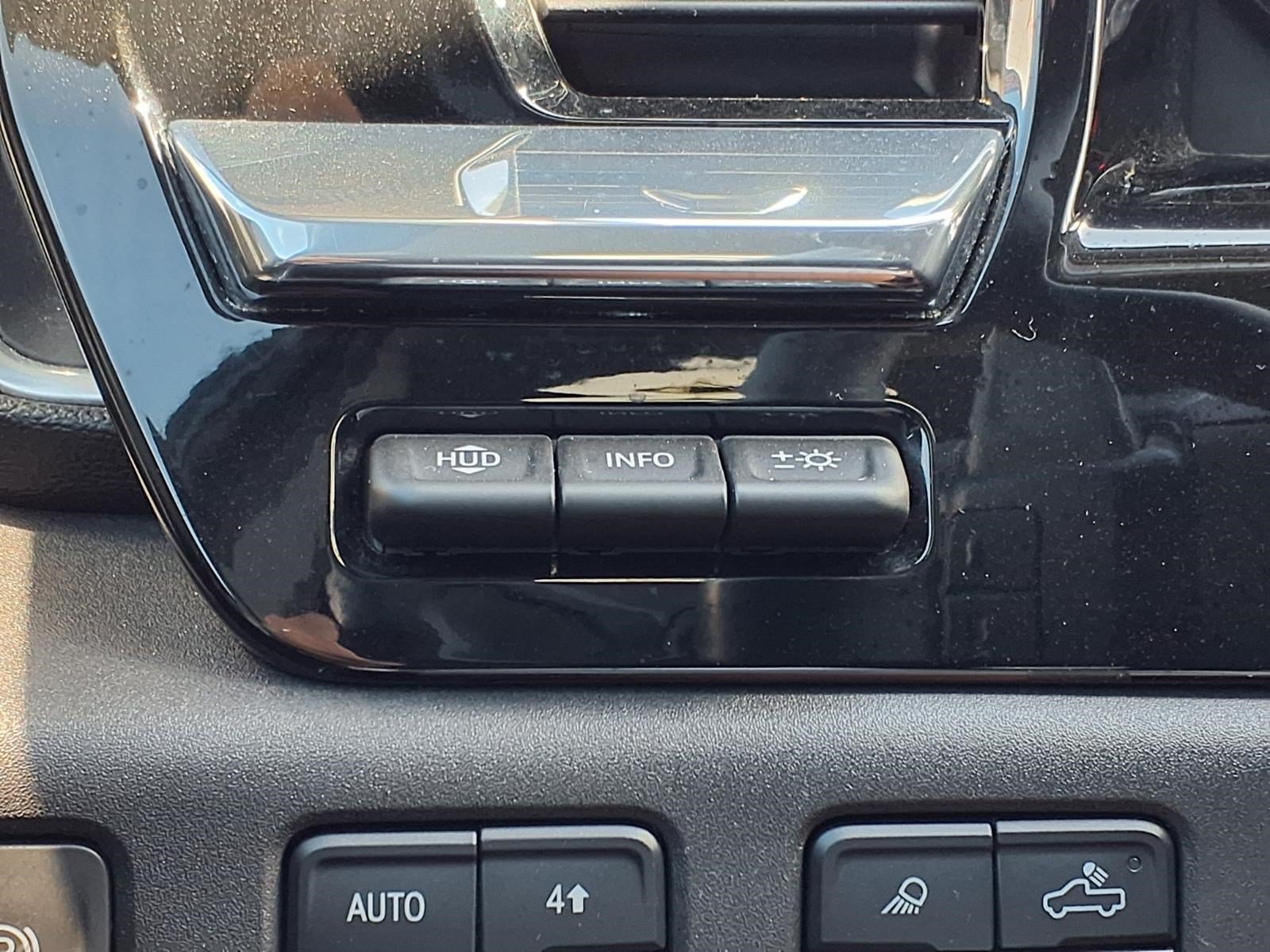 Used 2023 Chevrolet Silverado 1500 LTZ w/ Technology Package AWD/4WD image 22