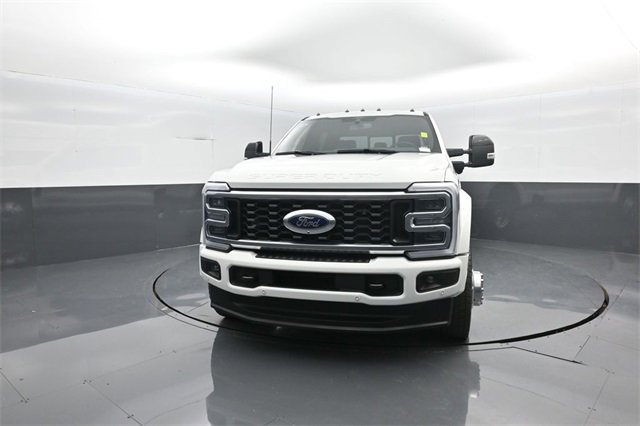 Certified 2025 Ford F450 Platinum image 3