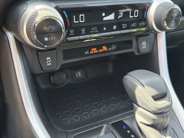 Used 2023 Toyota RAV4 XLE FWD image 25