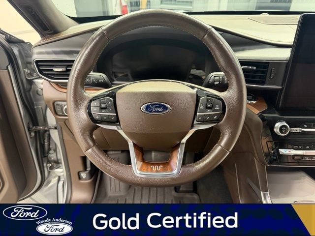 Certified 2022 Ford Explorer King Ranch w/ Premium Technology Package AWD/4WD image 10