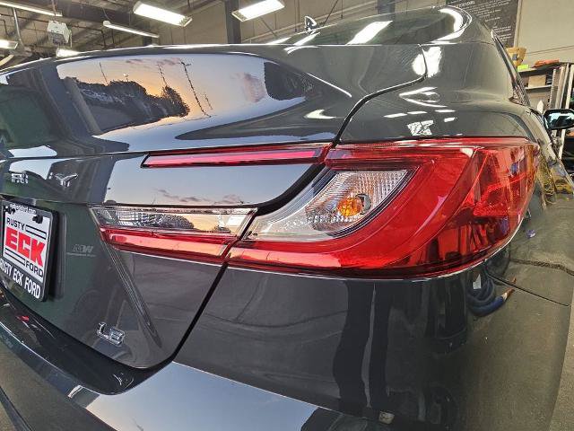 Used 2025 Toyota Camry LE FWD image 30