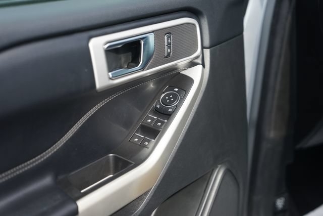 Certified 2022 Ford Explorer XLT RWD image 31