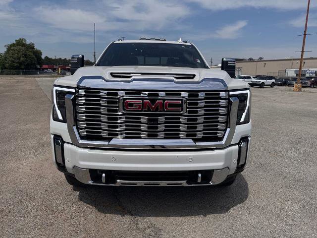 Used 2024 GMC Sierra 2500 Denali w/ Denali Reserve Package AWD/4WD image 2
