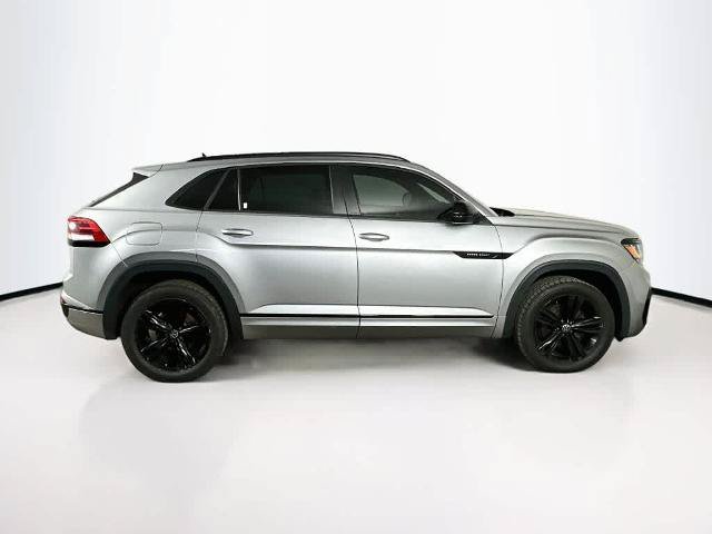 Used 2023 Volkswagen Atlas Cross Sport SEL R-Line AWD/4WD image 26