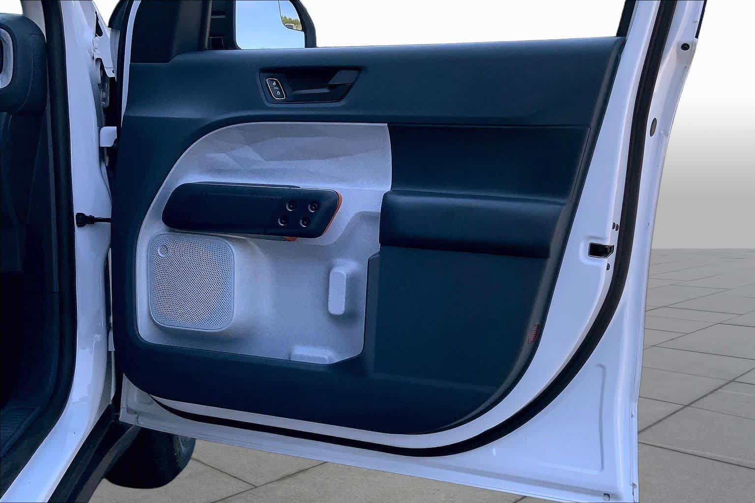 Certified 2024 Ford Maverick XLT FWD image 22