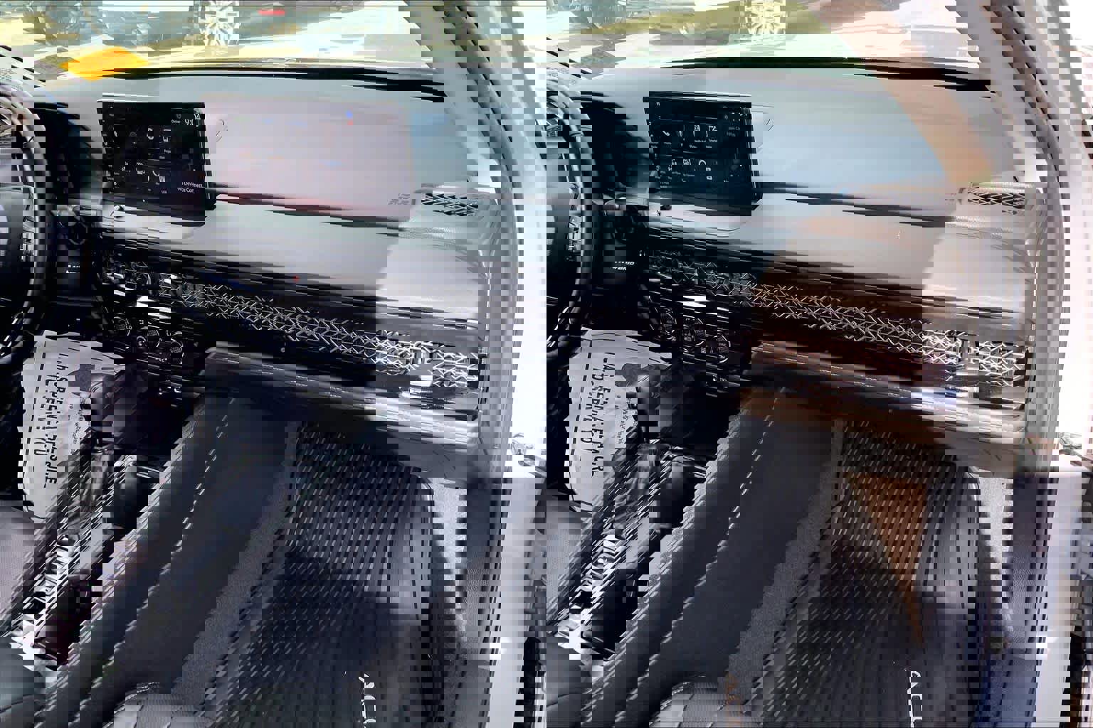 Used 2024 Honda Accord EX-L image 17