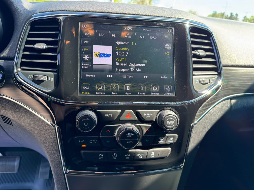 Used 2019 Jeep Grand Cherokee Limited w/ Luxury Group II AWD/4WD image 29