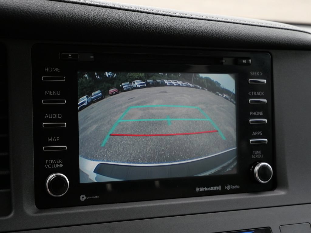 Used 2018 Toyota Sienna XLE w/ XLE Navigation Package AWD/4WD image 28