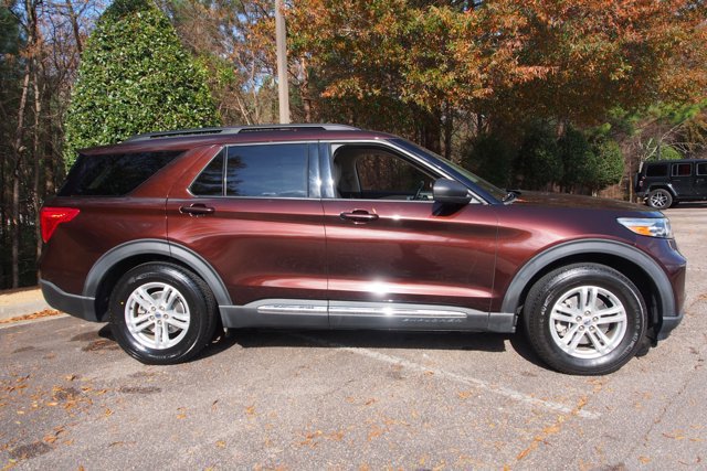 Certified 2020 Ford Explorer XLT w/ Equipment Group 202A image 6