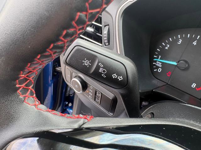 Certified 2022 Ford Escape SEL w/ SEL Stealth AWD Package image 17