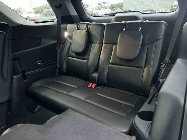 Certified 2022 Ford Explorer Limited w/ Limited Technology Package AWD/4WD image 16