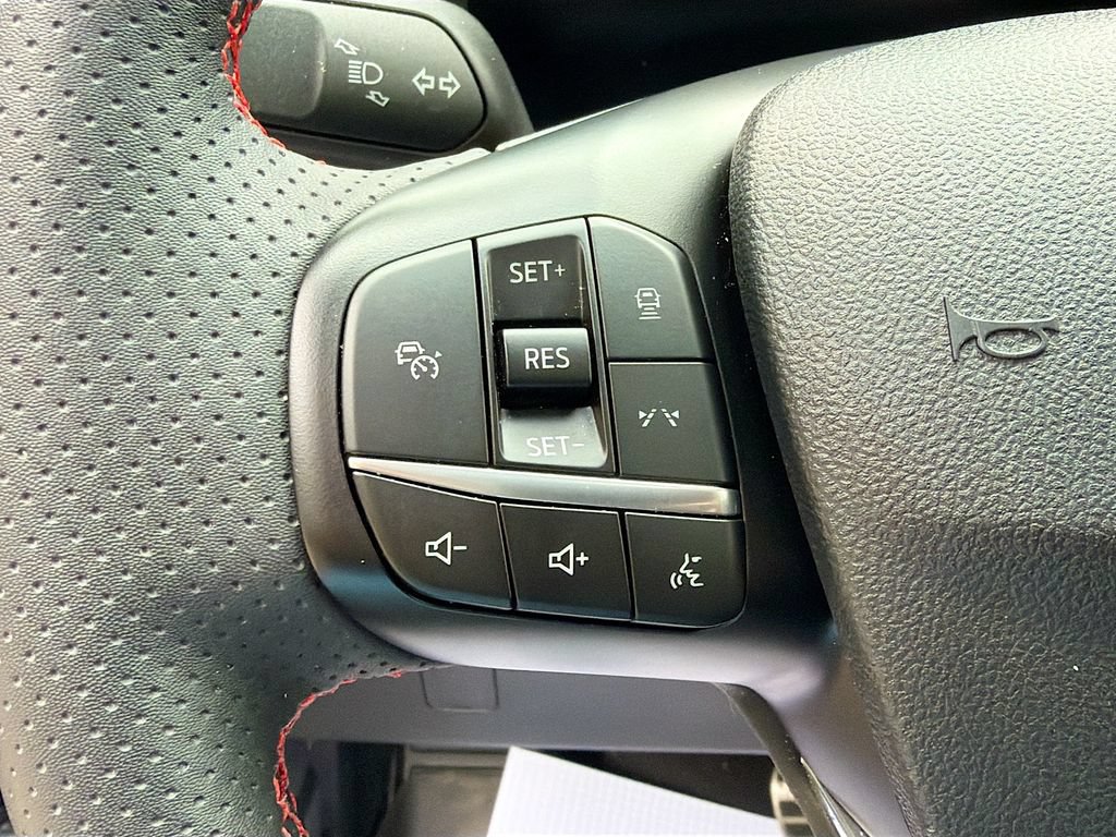 Certified 2023 Ford Escape ST-Line Elite w/ Premium Technology Package AWD/4WD image 10